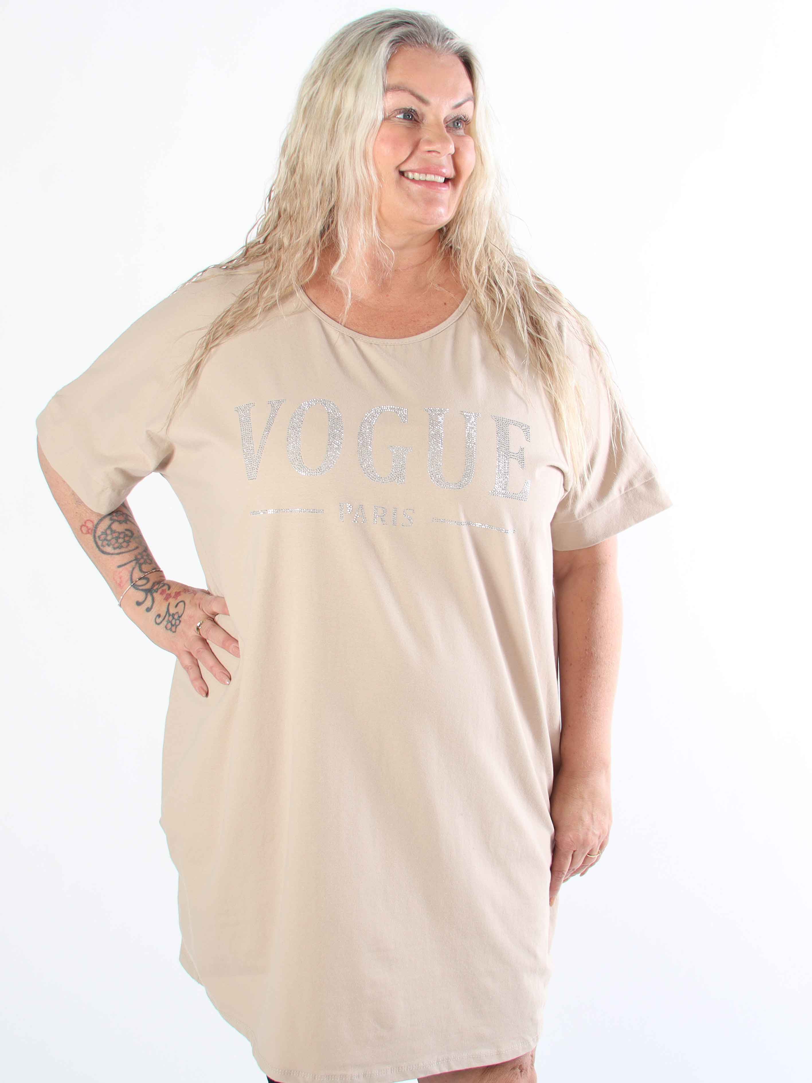 Mintu Dress - Plus size t-shirtklänning i bomull med slits